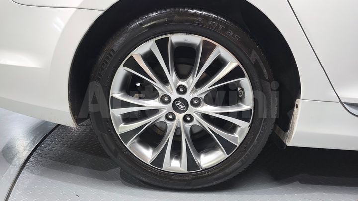 Hyundai Grandeur 2011 — 5