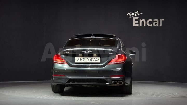 Genesis G70 2018 — 4