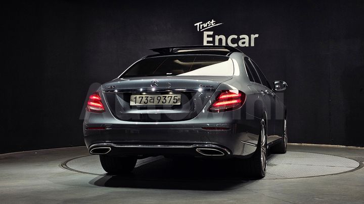 Mercedes-Benz E Class 2020 — 4