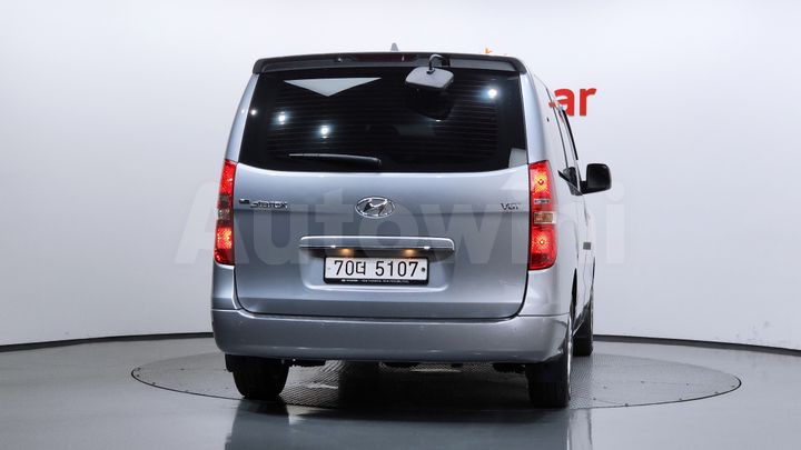 Hyundai Starex 2021 — 4