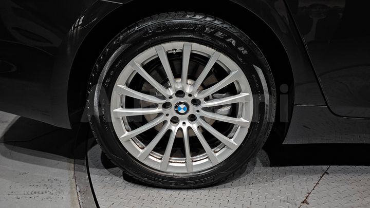 BMW 5 Series 2020 — 5