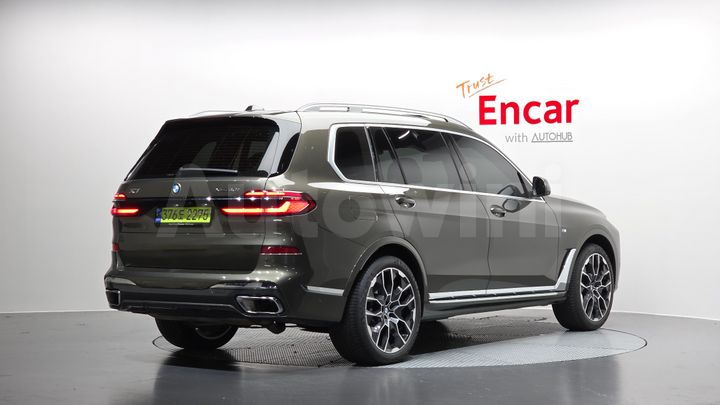 BMW X7 2024 — 2