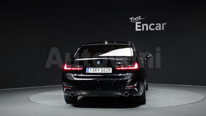 BMW 3 Series 2021 — 4