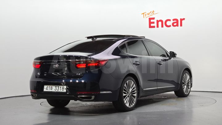 Kia K7 2018 — 2