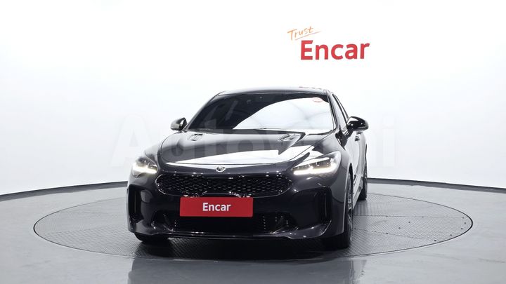 Kia Stinger 2018 — 3