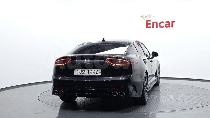 Kia Stinger 2018 — 4