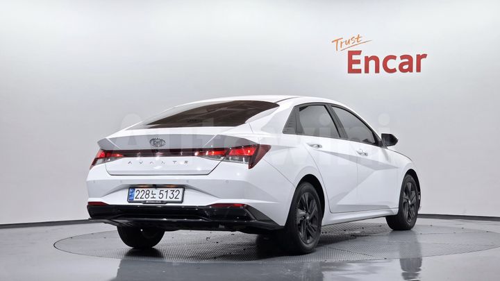 Hyundai Avante 2023 — 2