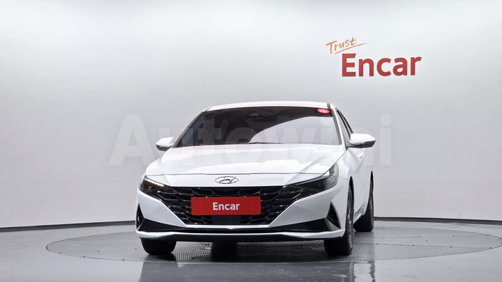 Hyundai Avante 2023 — 3