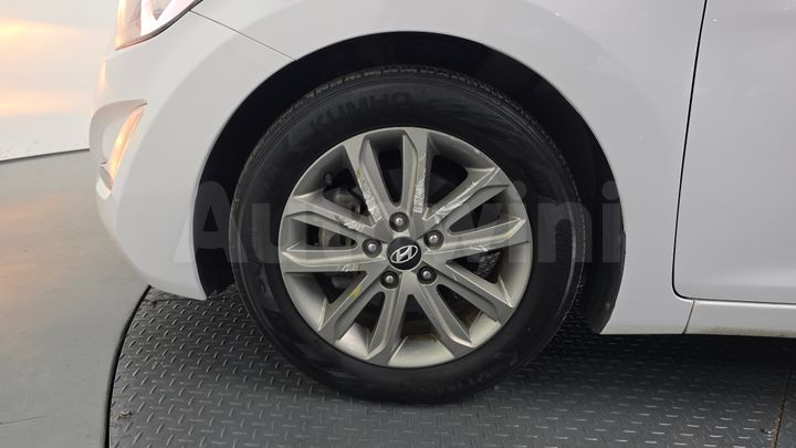 Hyundai Avante 2014 — 5