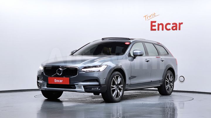 Volvo V90