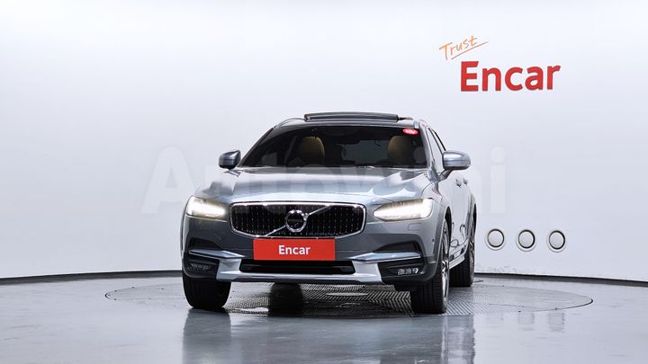 Volvo V90 2019 — 3
