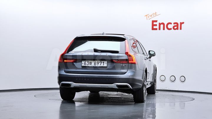 Volvo V90 2019 — 4