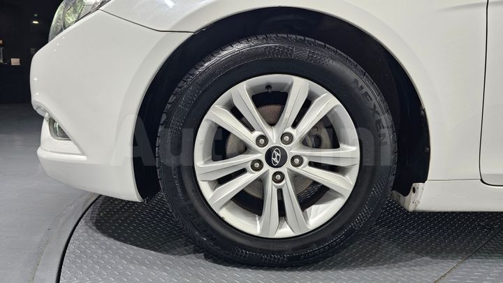 Hyundai Sonata 2012 — 5
