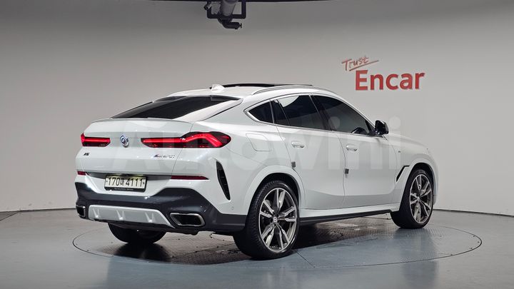BMW X6 2022 — 2