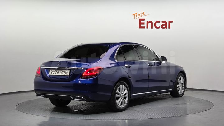 Mercedes-Benz C Class 2019 — 2