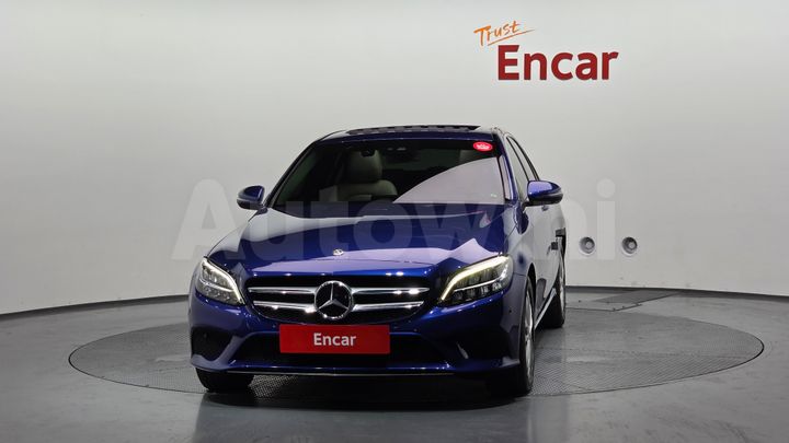 Mercedes-Benz C Class 2019 — 3