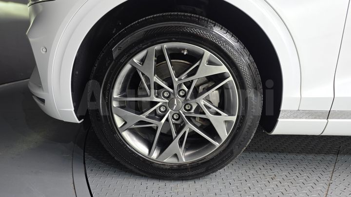 Genesis GV70 2021 — 5