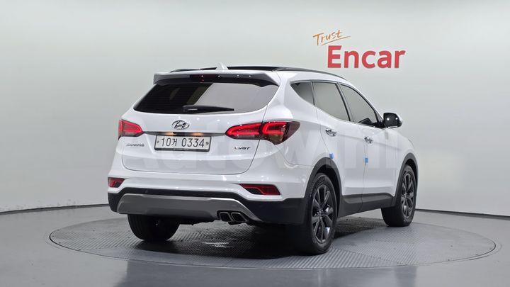 Hyundai SantaFe 2016 — 2