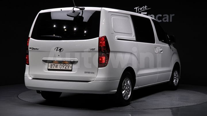 Hyundai Starex 2021 — 2