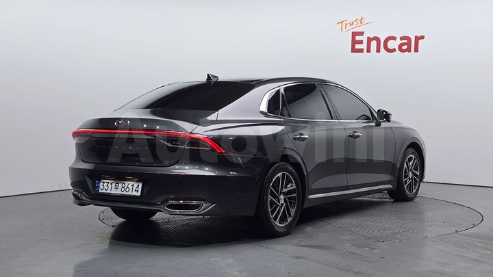 Hyundai Grandeur 2021 — 2