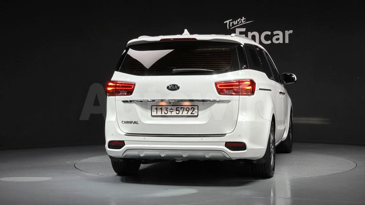 Kia Carnival 2019 — 5