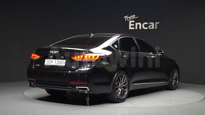 Genesis G80 2019 — 2