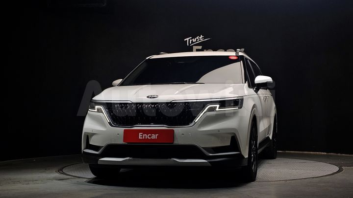 Kia Carnival 2021 — 3