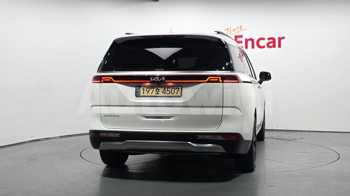 Kia Carnival 2023 — 4