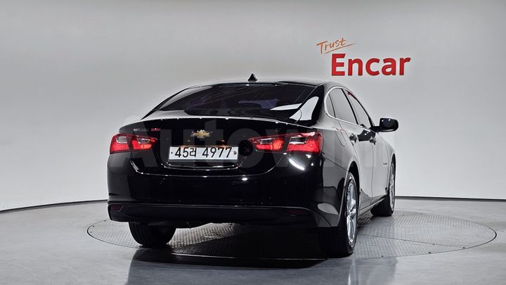 Chevrolet Malibu 2018 — 3
