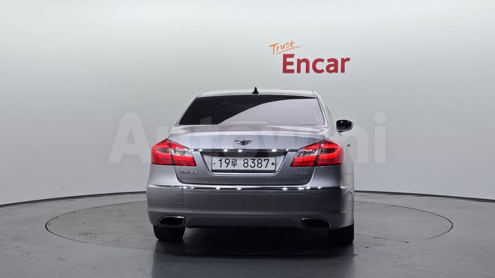 Hyundai Genesis 2014 — 4