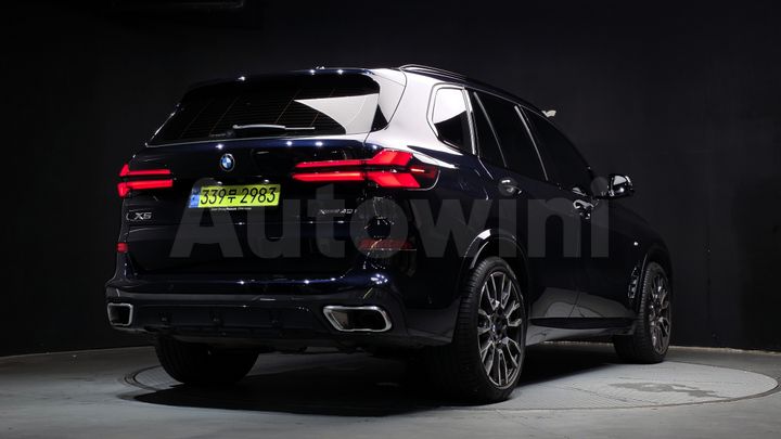 BMW X5 2024 — 2
