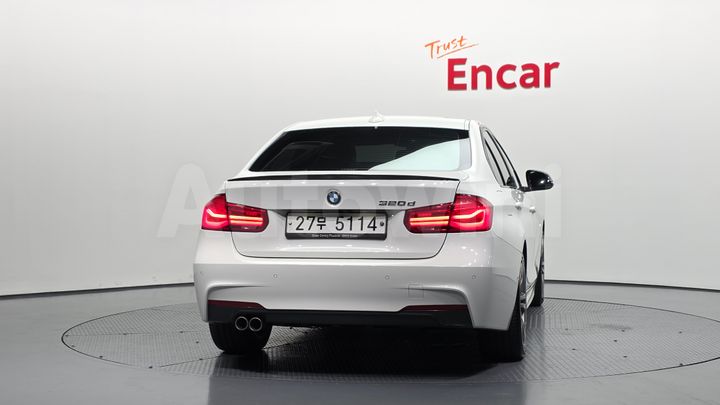 BMW 3 Series 2018 — 4