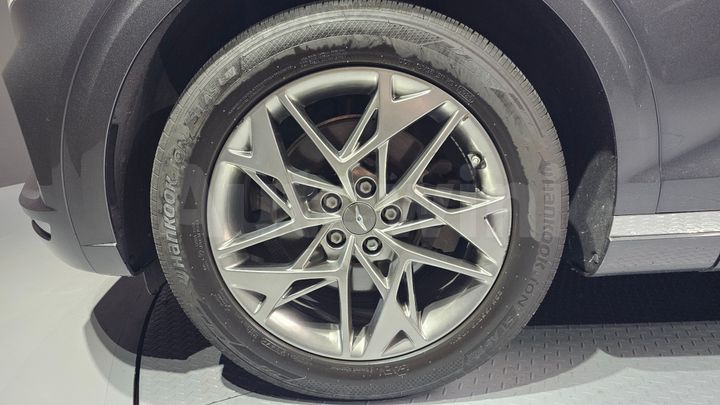 Genesis GV70 2021 — 5