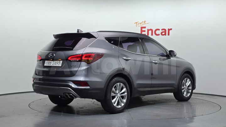Hyundai SantaFe 2017 — 2