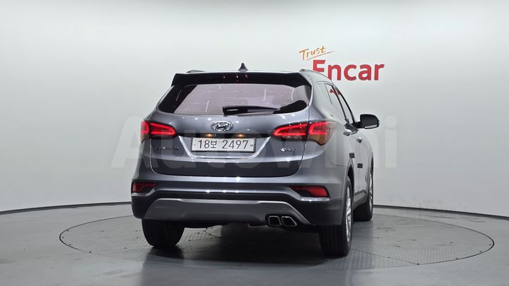Hyundai SantaFe 2017 — 4