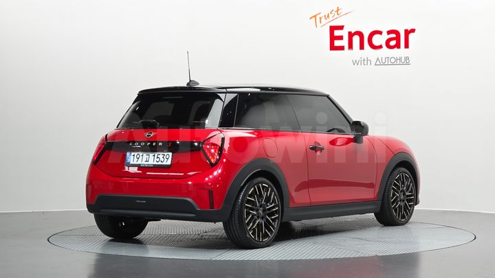 Mini Cooper 2025 — 2