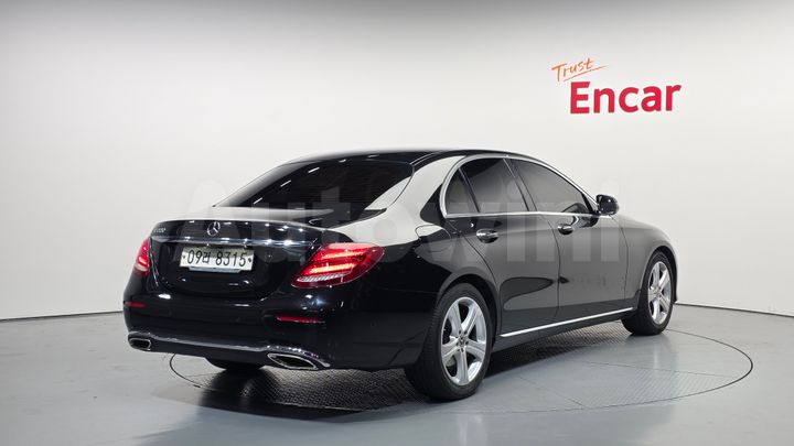 Mercedes-Benz E Class 2018 — 2
