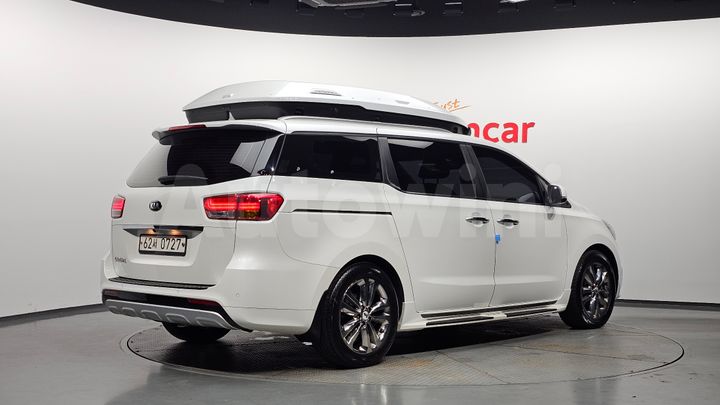 Kia Carnival 2016 — 2