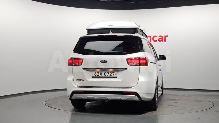 Kia Carnival 2016 — 4