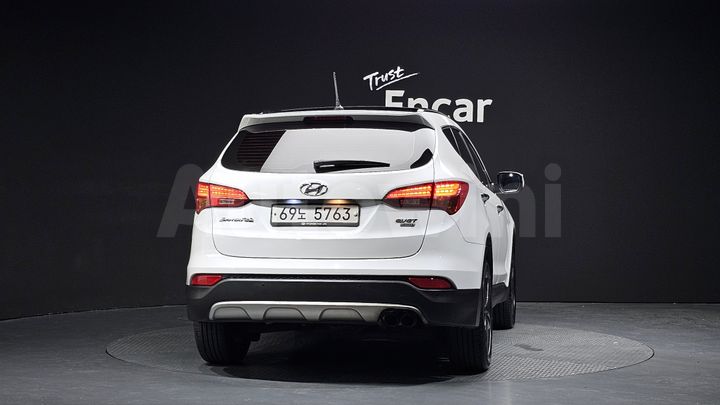 Hyundai SantaFe 2014 — 3