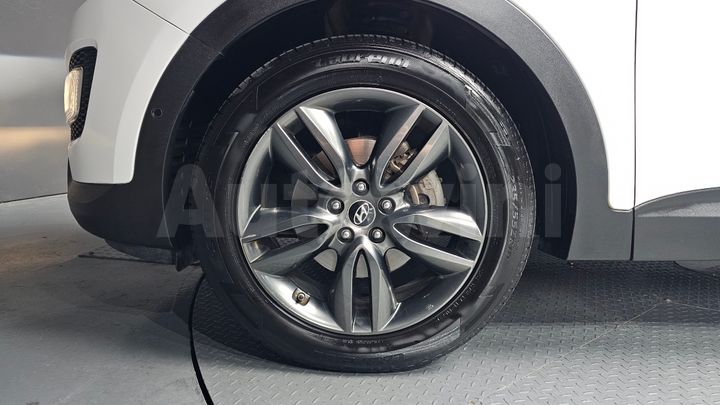 Hyundai SantaFe 2014 — 4