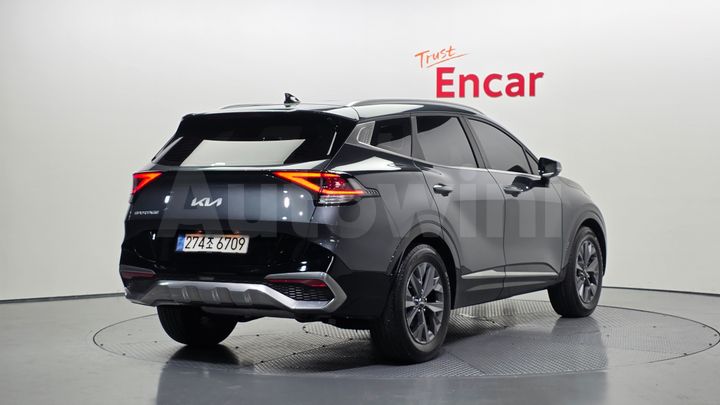 Kia Sportage 2023 — 2
