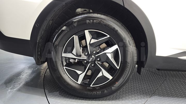Kia Sorento 2025 — 5