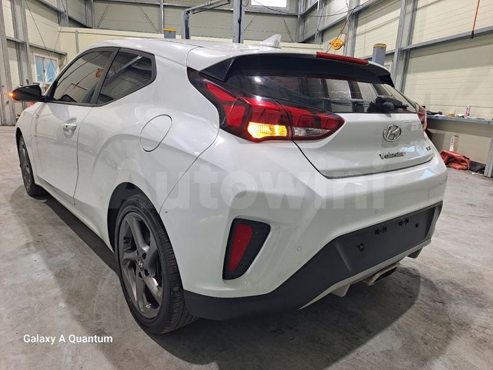 Hyundai Veloster 2018 — 5