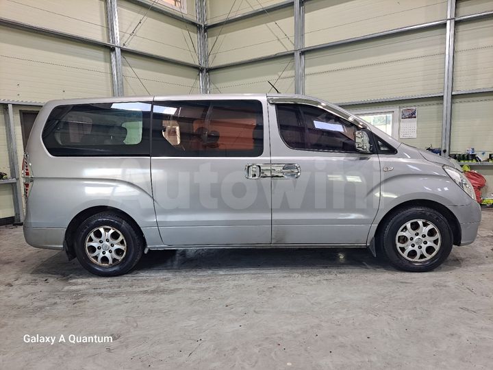Hyundai Starex 2016 — 4