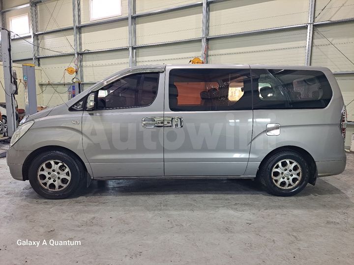 Hyundai Starex 2016 — 5