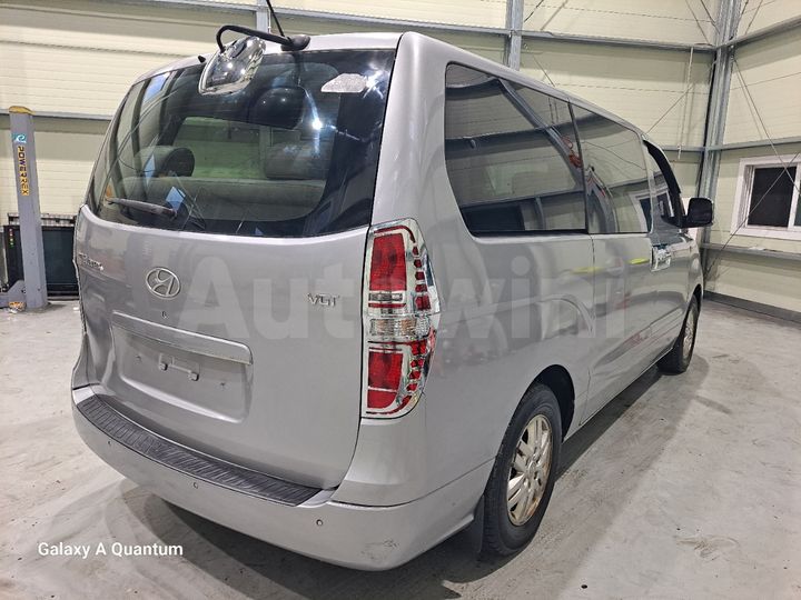 Hyundai Starex 2017 — 5