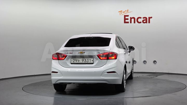 Chevrolet Cruze 2017 — 4