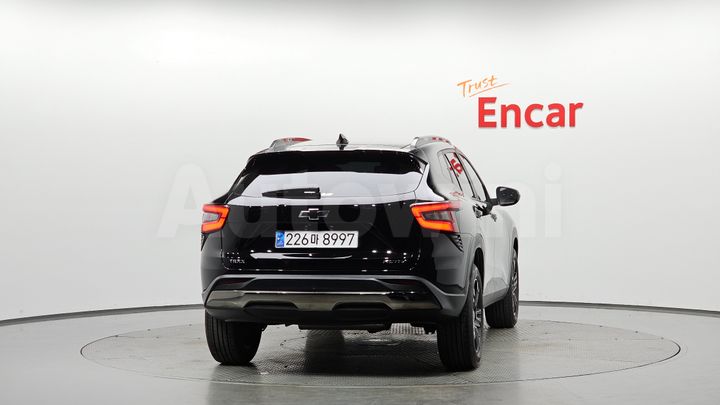 Chevrolet Trax 2024 — 3