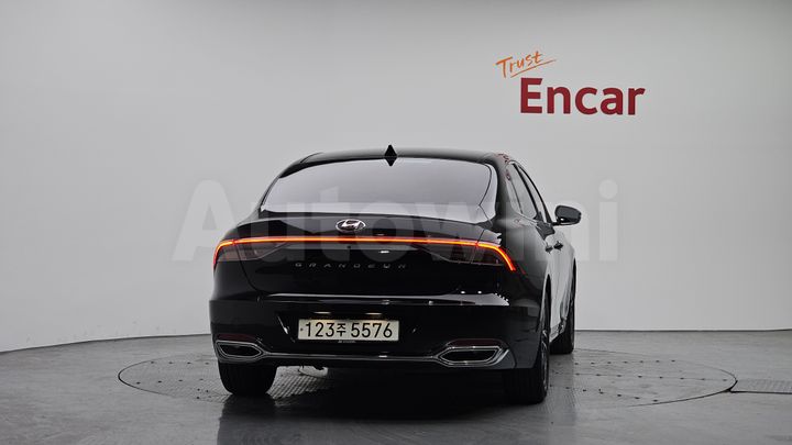 Hyundai Grandeur 2022 — 4